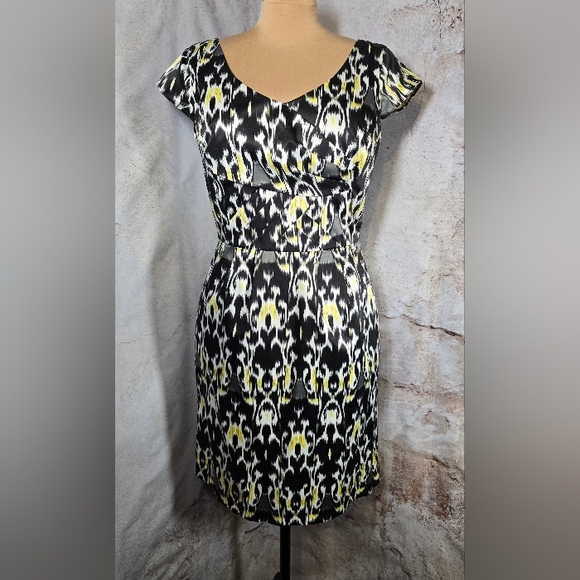 ANTONIO MELANI Dresses & Skirts - Antonio Melani Black White Yellow Midi Sheath Dress Tailored Waist Sz 12